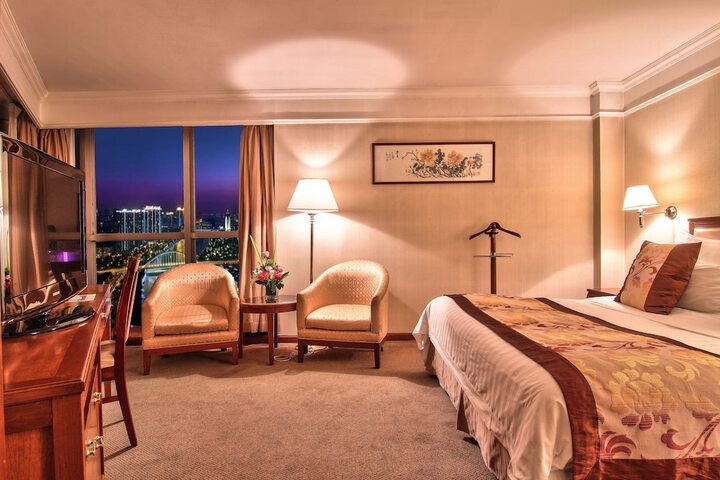 Room 12 of 45