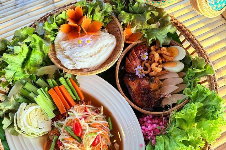 Dining 194 of 293