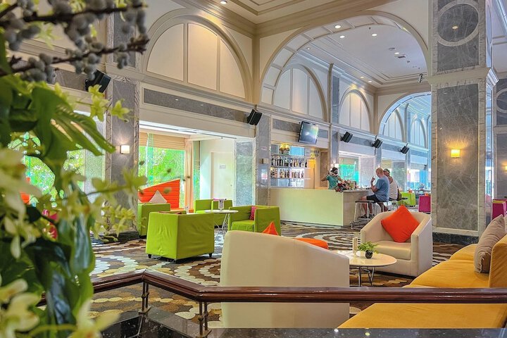 Guest Lobby