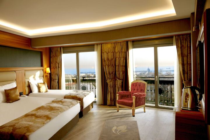 Room 26 of 66