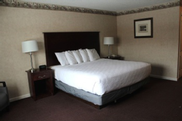 Room 82 of 168