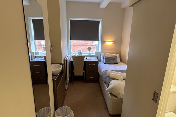 Room 8 of 55