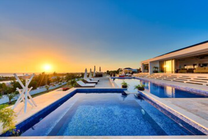 Pool 19 of 45