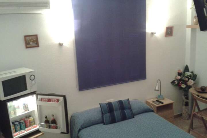 Room 11 of 29