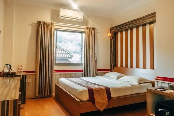 Room 29 of 79