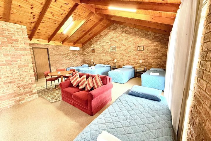 Room 16 of 31