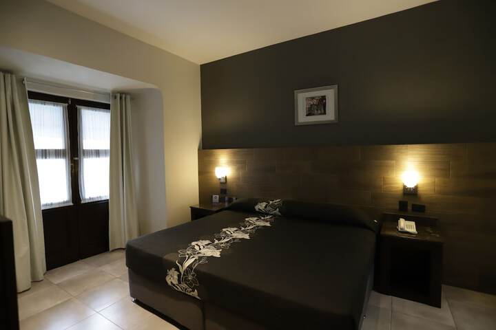 Room 28 of 54