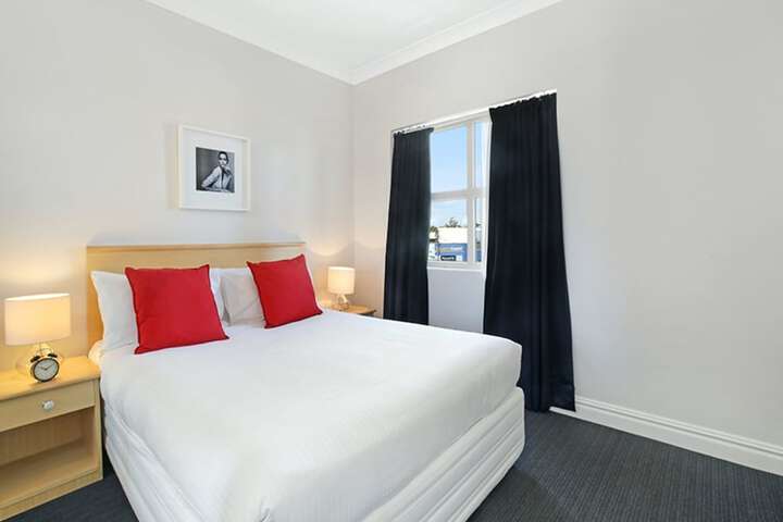 Room 15 of 128