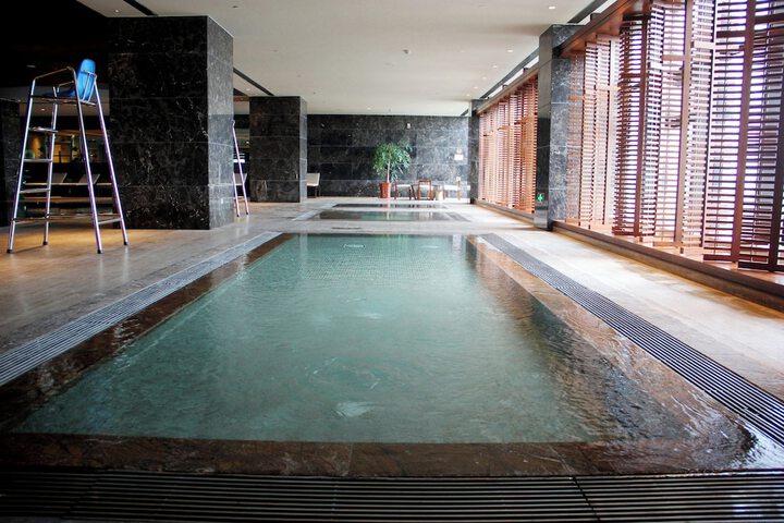 Pool 46 of 100