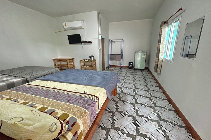 Room 36 of 96