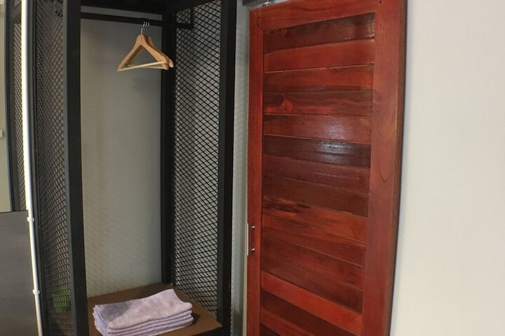 Room 14 of 37