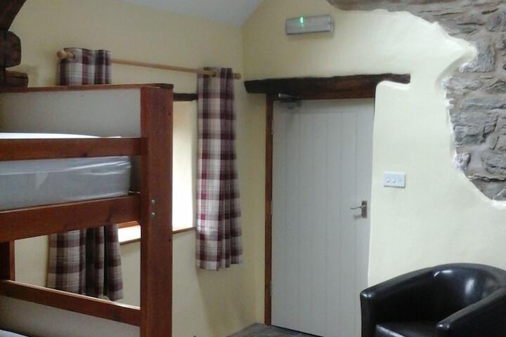 Room 8 of 20
