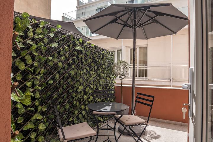 Terrace/Patio 44 of 77