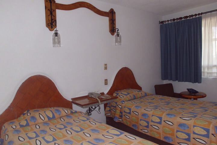 Room 4 of 49