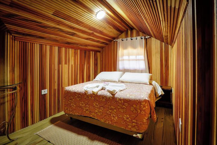Room 3 of 62