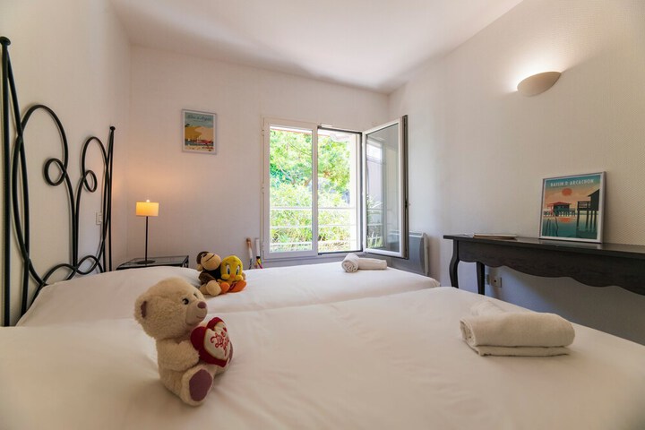 Room 12 of 46