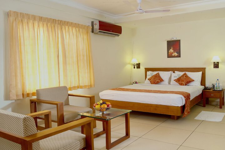 Room 2 of 20