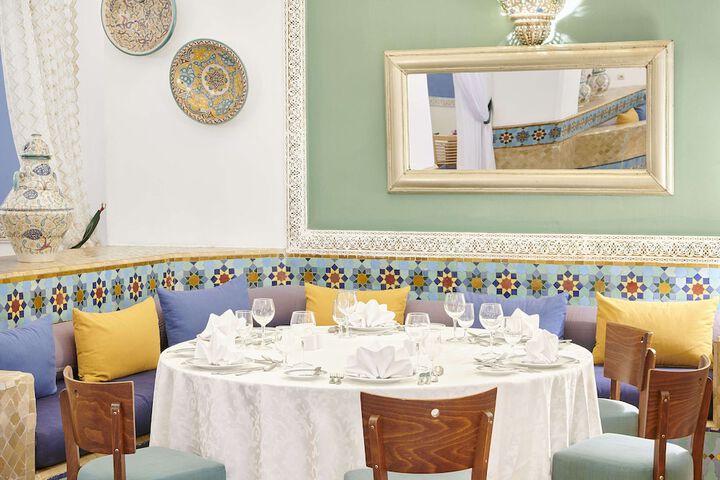 Dining 44 of 62