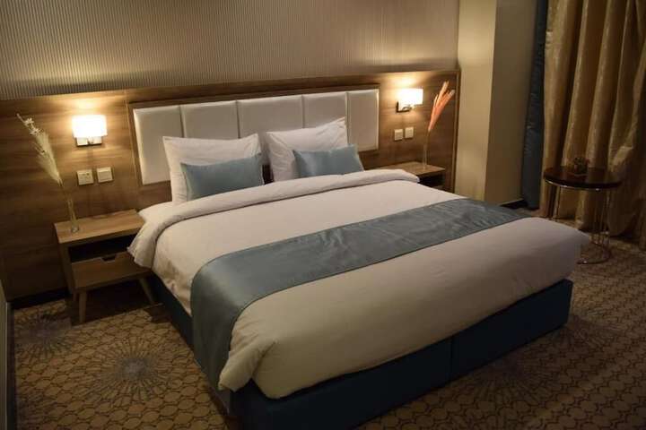 Room 8 of 35