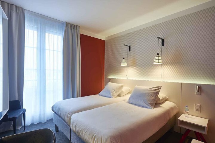 Room 21 of 60