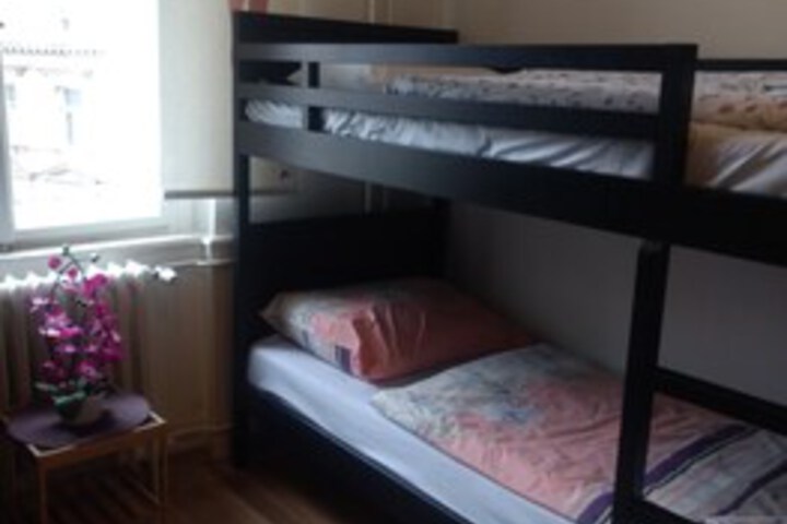 Room 33 of 84