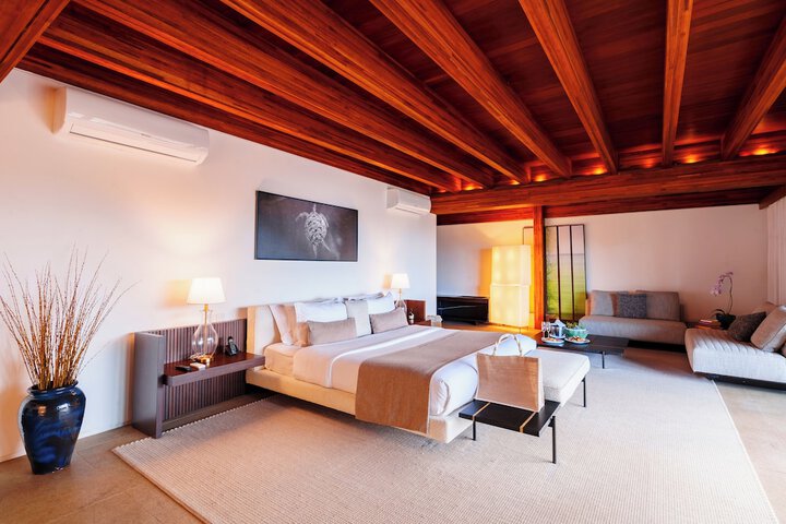 Room 46 of 193