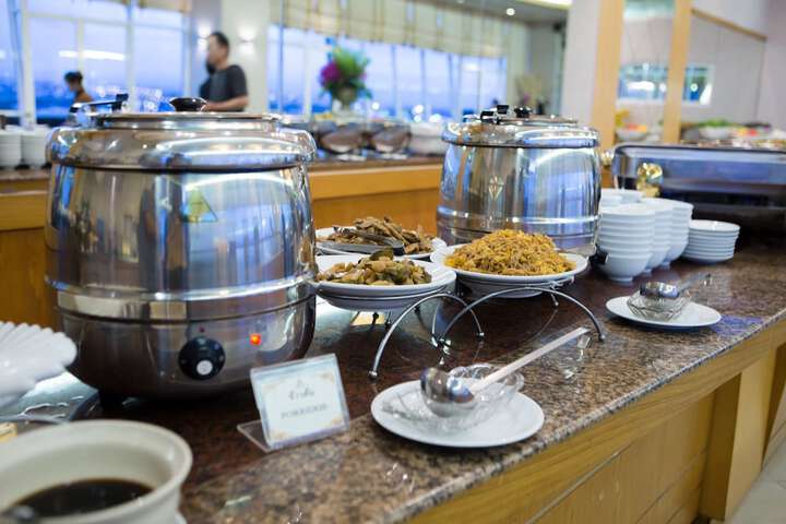 Breakfast/Coffee Service 82 of 104
