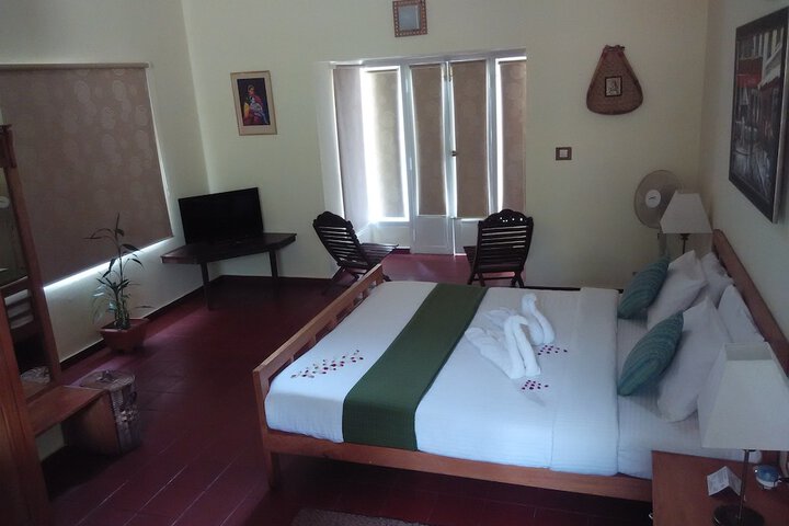 Room 4 of 44