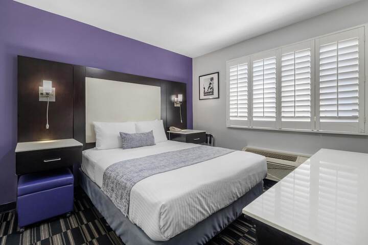 Room 21 of 39