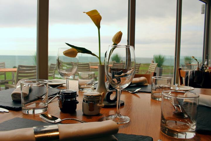 Dining 73 of 83