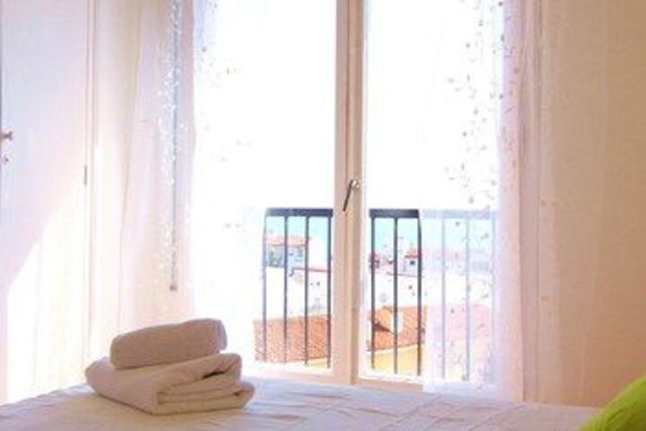Room 36 of 176