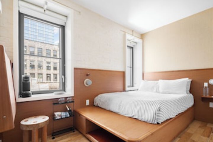 Room 88 of 171