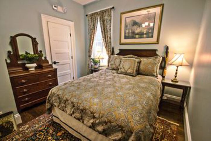 Room 10 of 75