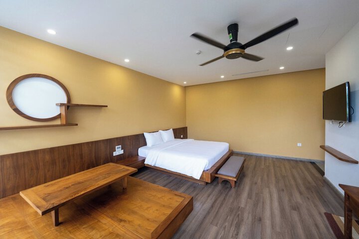 Room 19 of 29