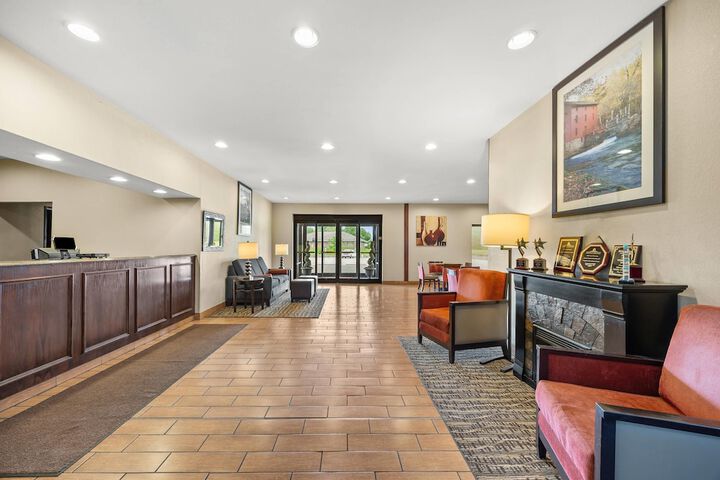 Hotel Interior 3 of 32