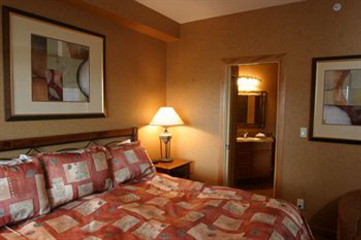 Room 6 of 21