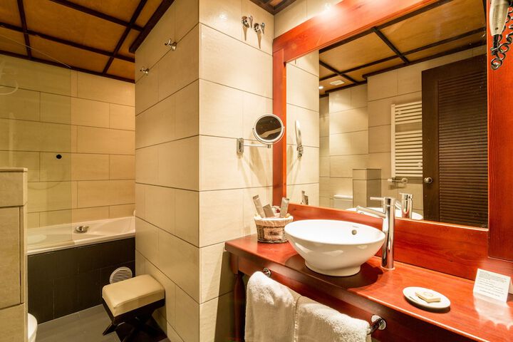 Clean Restrooms