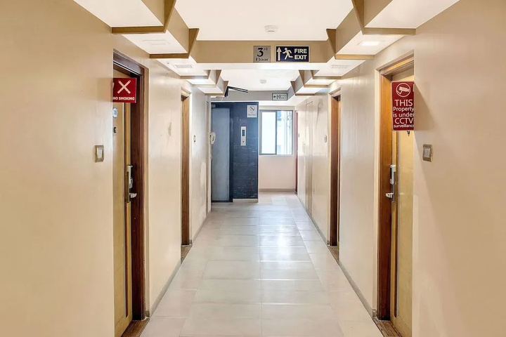 Room 16 of 36