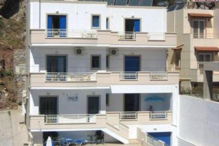 Yiorgos Studios