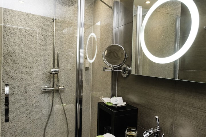 Bath Interior