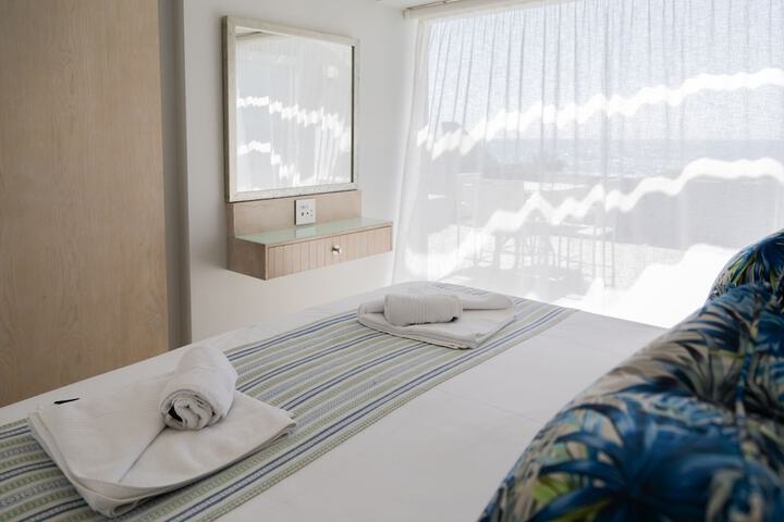 Room 38 of 191