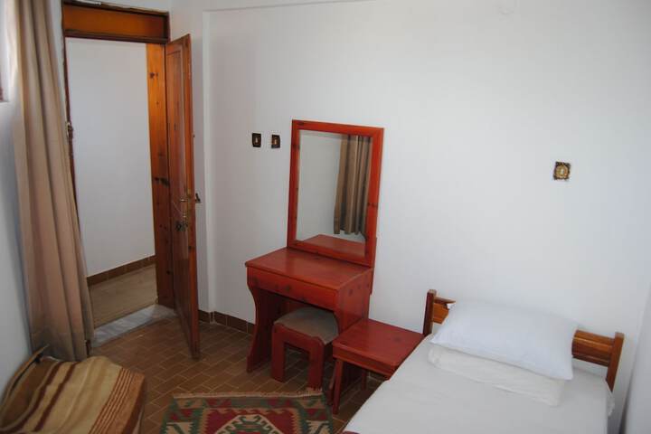 Room 3 of 13