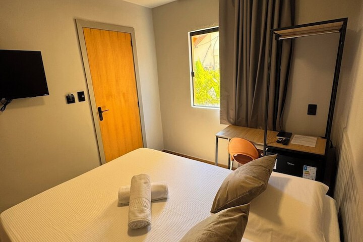 Room 7 of 30