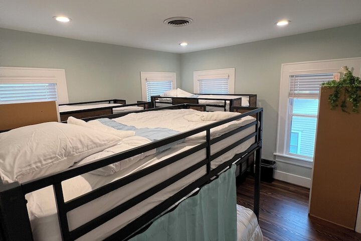 Room 8 of 59