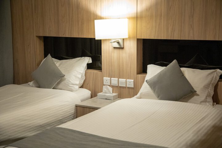 Room 13 of 14