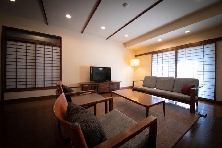 Room 27 of 115