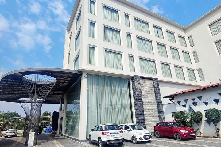Hotel 13 of 14