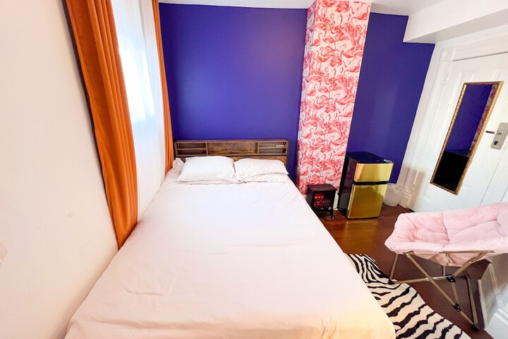 Room 12 of 54