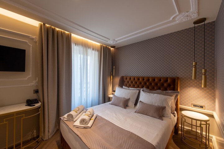 Room 10 of 41