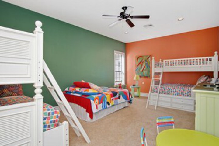 Room 12 of 37